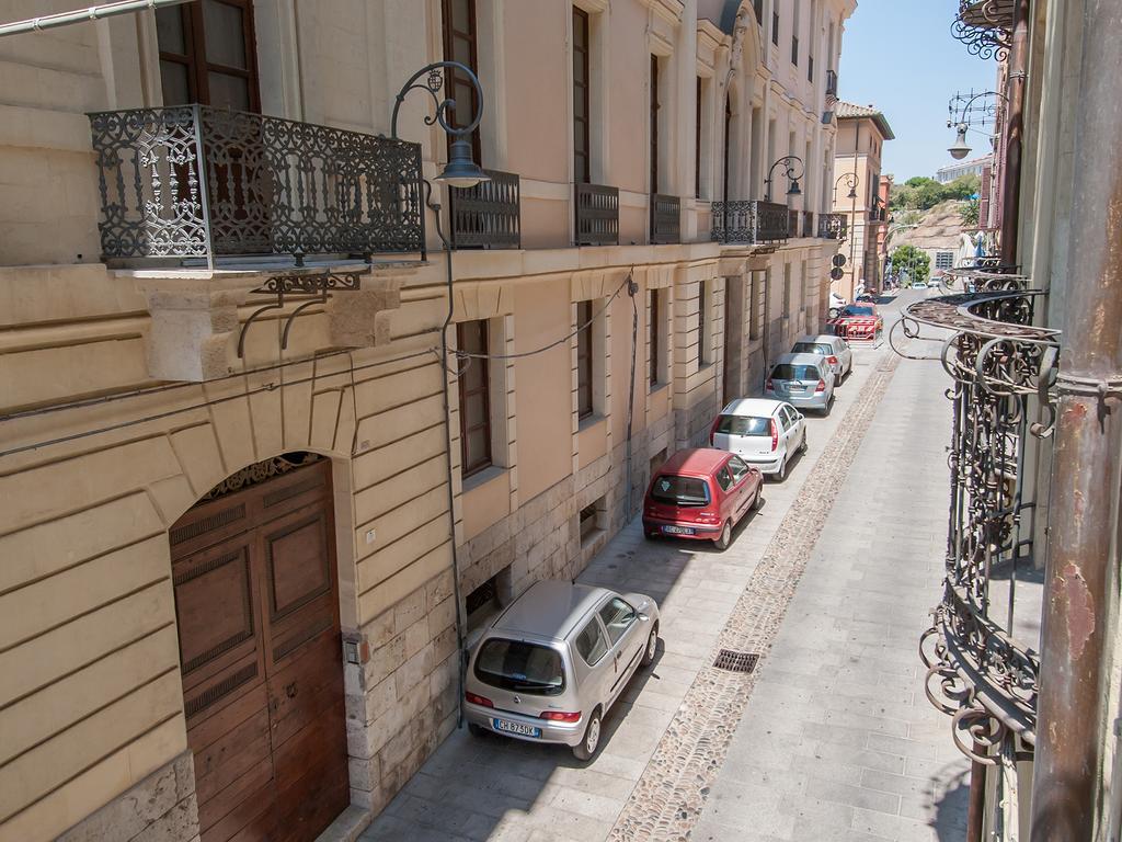 Residenze Al Castello Hotel Cagliari Exterior foto