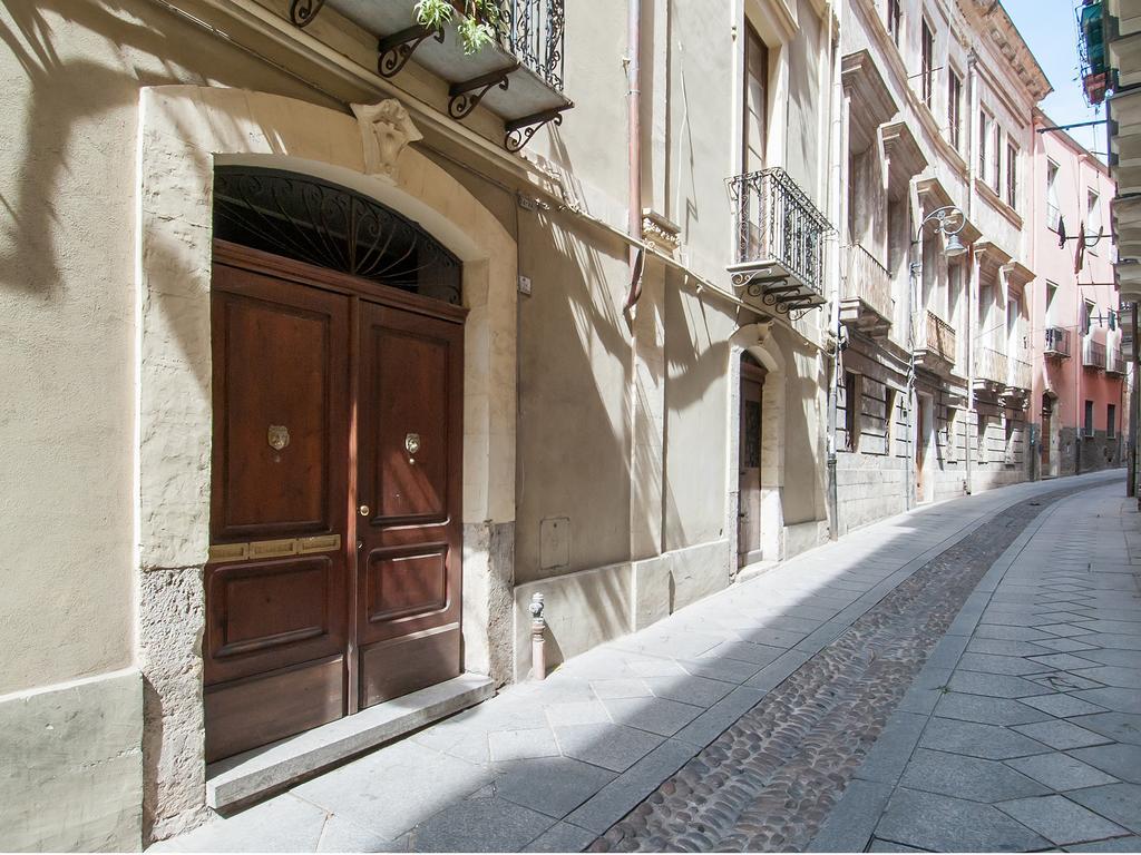 Residenze Al Castello Hotel Cagliari Exterior foto